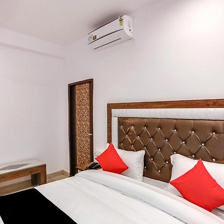 Hotel O Golden Stone Ghaziabad Dış mekan fotoğraf