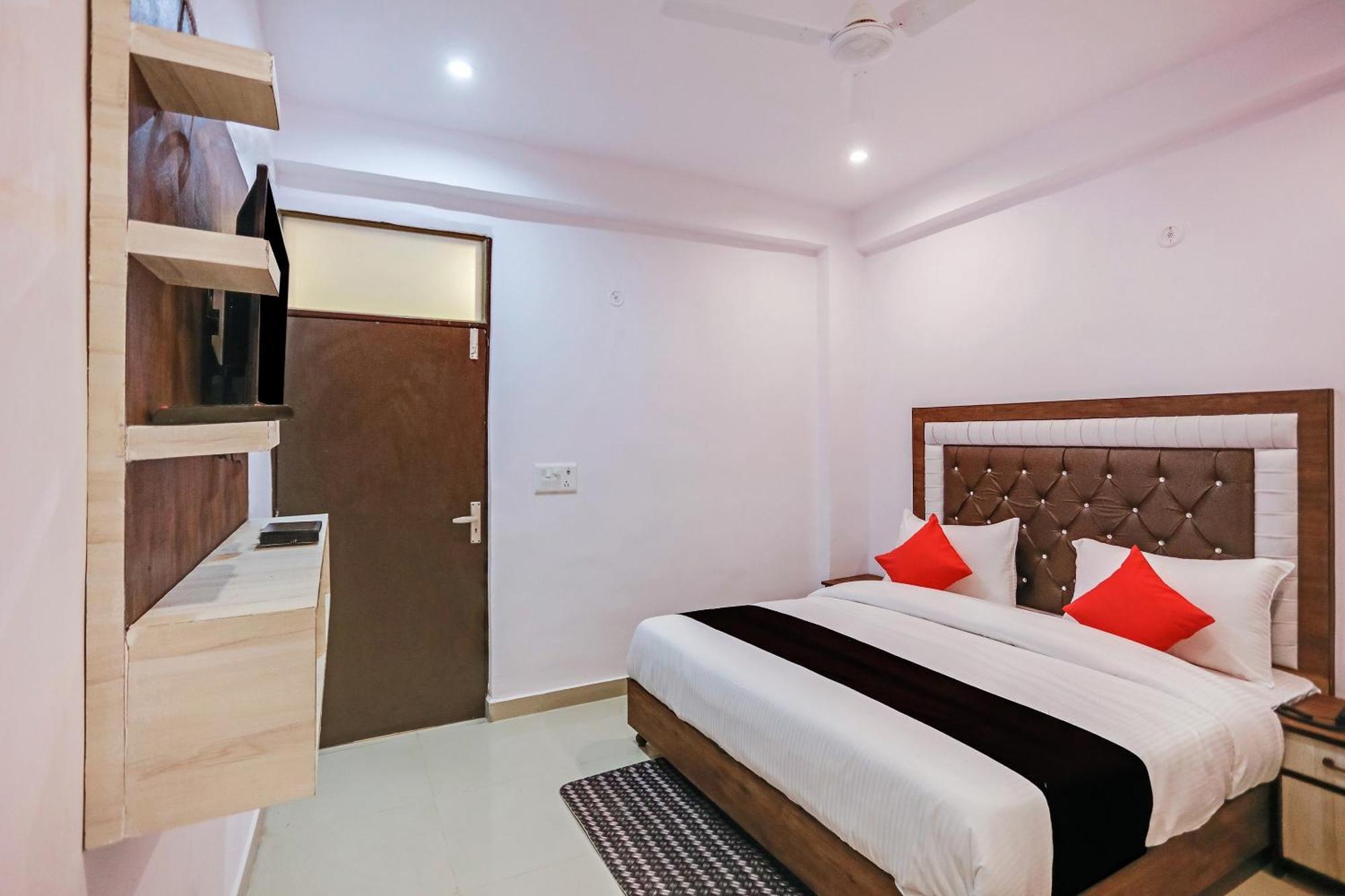 Hotel O Golden Stone Ghaziabad Dış mekan fotoğraf